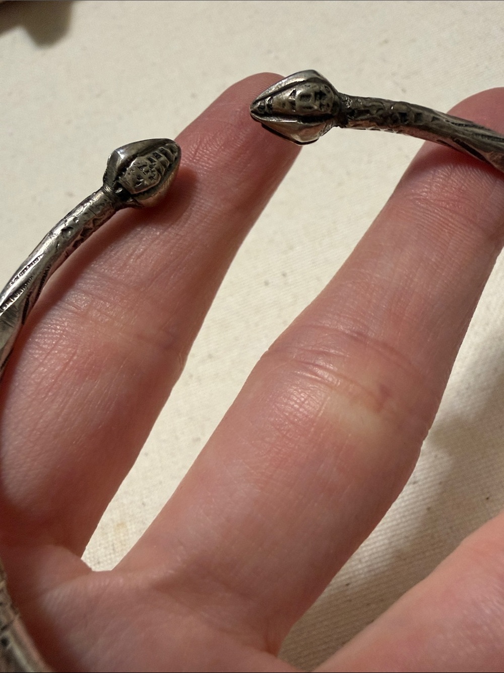 Sterling Silver Native Not Marked Snake-Head Cuff Bracelet - Picture 14 of 14